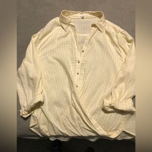 Maurice’s Button & Twist Front Shirt